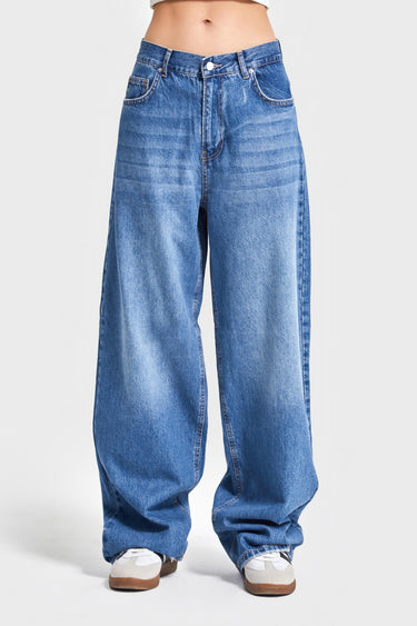 Loose Mid Rise Jeans