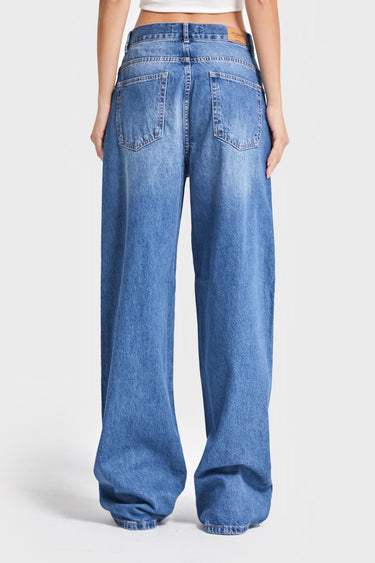 Loose Mid Rise Jeans