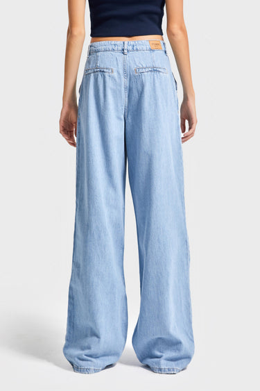 Straight High Rise Jeans