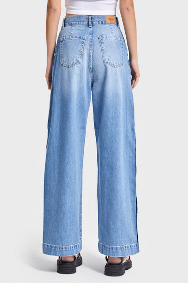 Relaxed High Rise Jeans