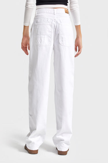 NORA Skater Mid Rise Jeans - Snow