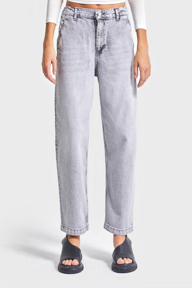 Straight Mid Rise Jeans