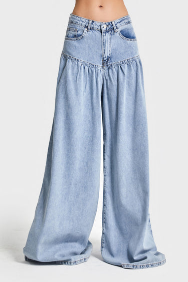 Relaxed High Rise Jeans