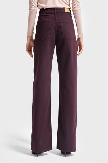 Straight Mid Rise Jeans - Burgundy