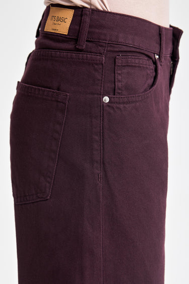 Straight Mid Rise Jeans - Burgundy