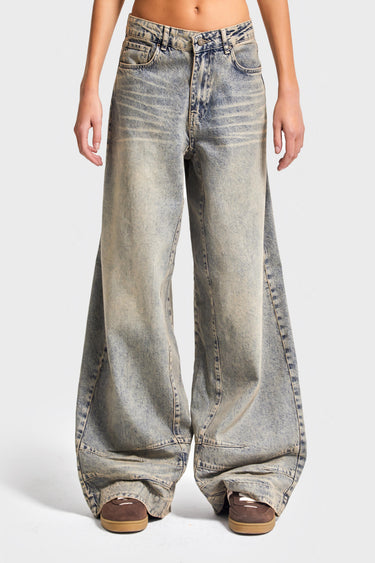Wide Mid Rise Jeans