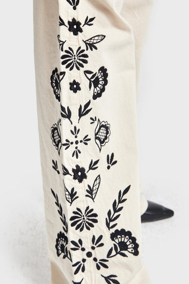 Loose High Rise Jeans