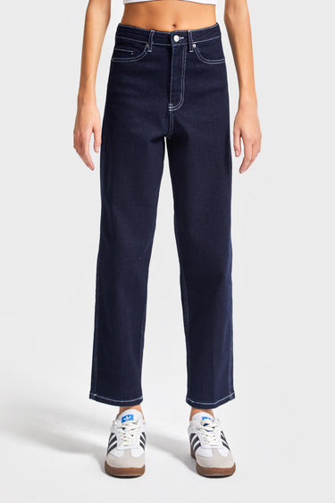 Relaxed Mid Rise Jeans