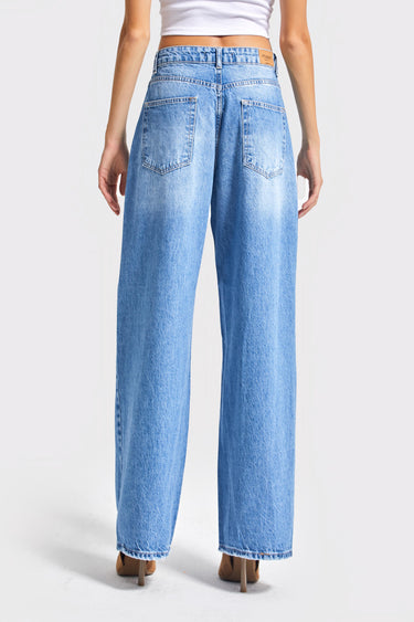 Relaxed High Rise Jeans
