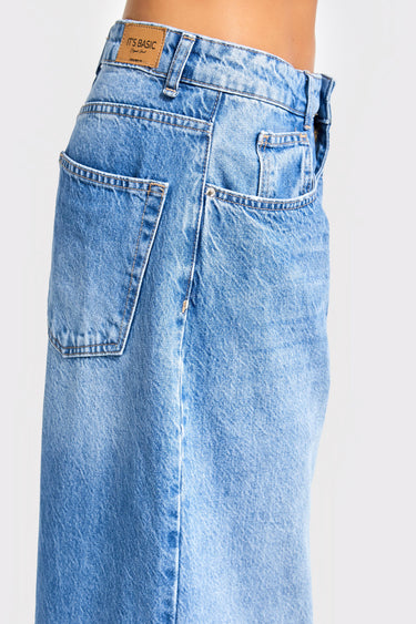 Relaxed High Rise Jeans