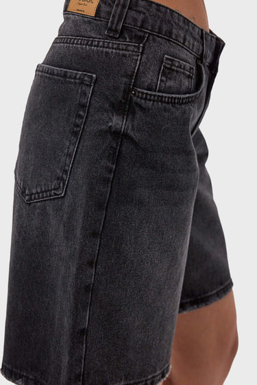 BAGGY MINI DENIM SHORTS