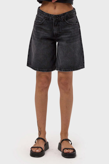 BAGGY MINI DENIM SHORTS