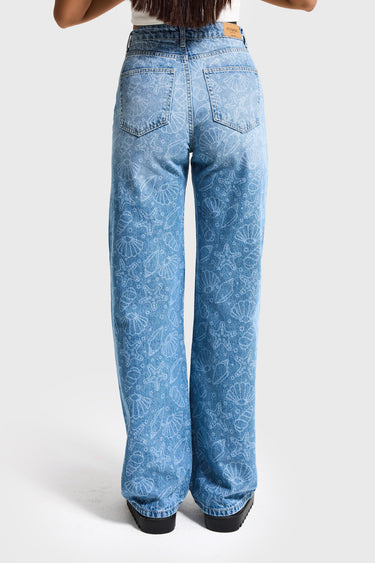 STRAIGHT HIGH RISE JEANS