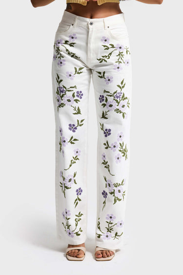 LOOSE HIGH RISE JEANS