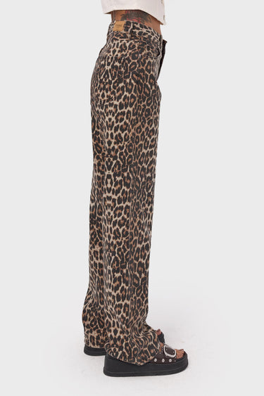 LEOPARD LOOSE MID RISE JEANS