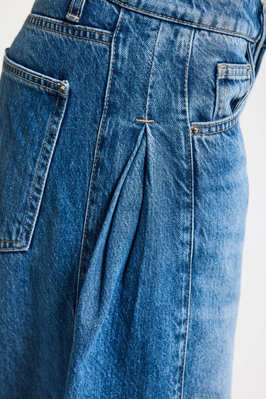 WIDE MID RISE JEANS