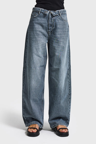 STRAIGHT LOW RISE JEANS - CORNFLOWER