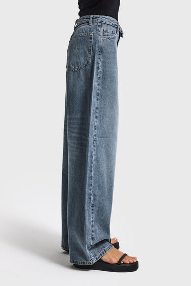 STRAIGHT LOW RISE JEANS - CORNFLOWER