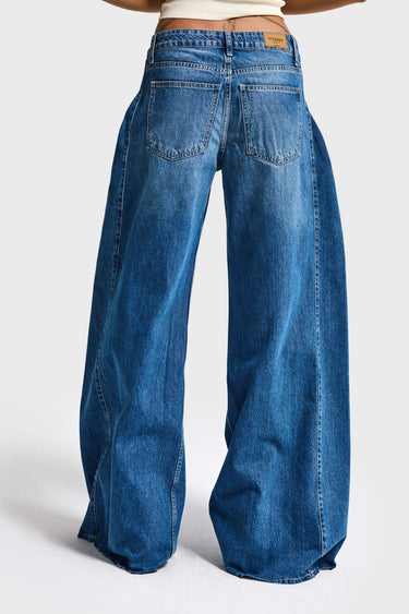 WIDE MID RISE JEANS