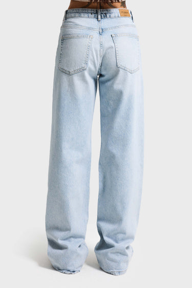 LOOSE  MID RISE JEANS