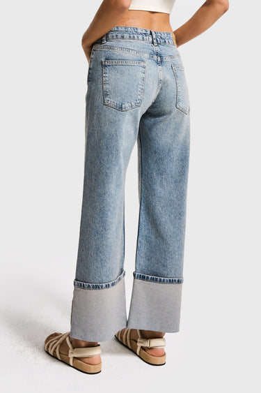 RELAXED MID RISE JEANS