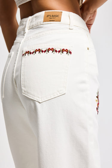 STRAIGHT HIGH RISE JEANS