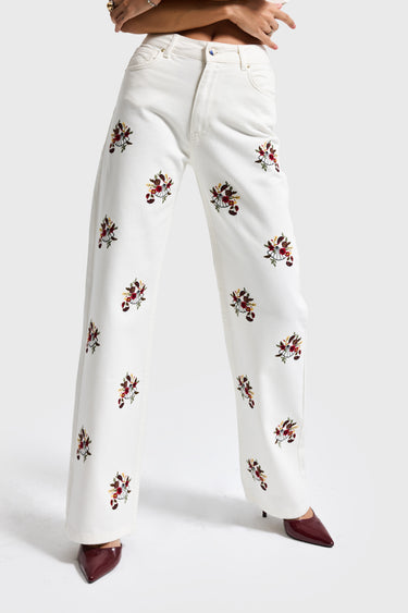 STRAIGHT HIGH RISE JEANS