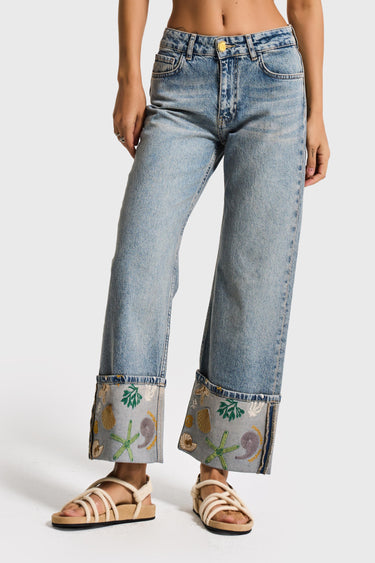 RELAXED MID RISE JEANS