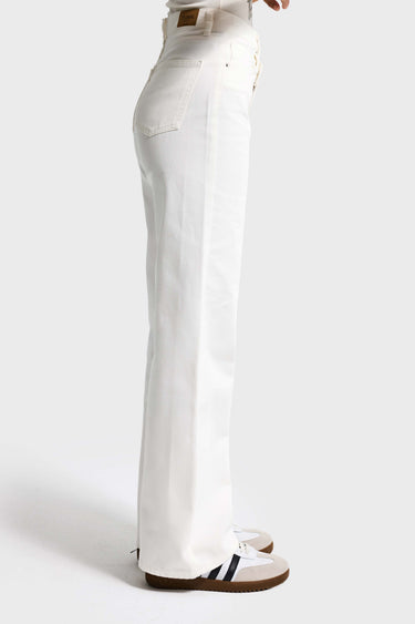 STRAIGHT HIGH RISE JEANS - OFF WHITE