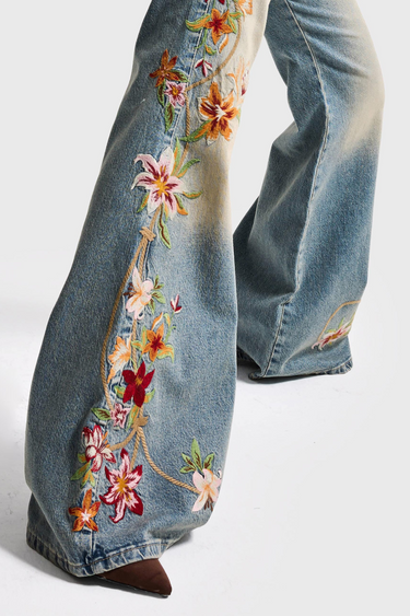 FLARE MID RISE JEANS