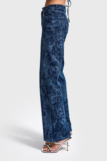 WIDE LEG MID RISE JEANS